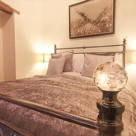 Hare At Hill 度假居